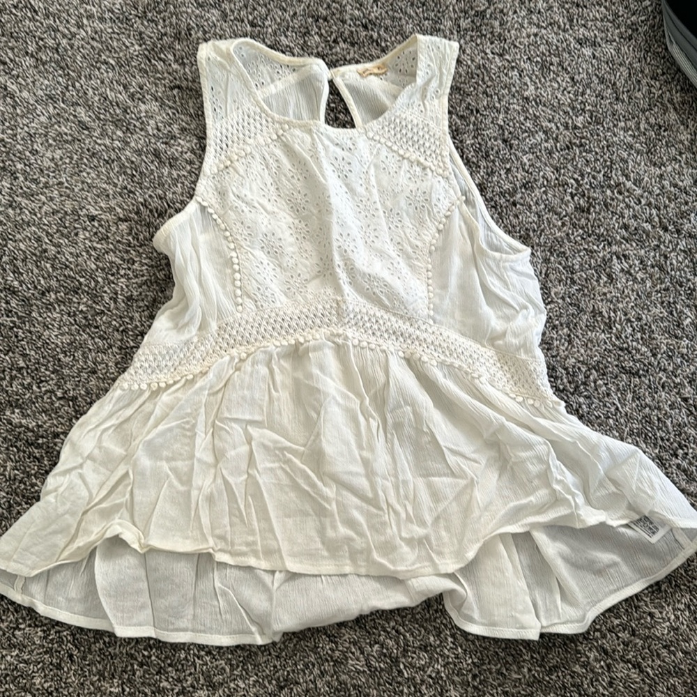 Medium Hollister Top
